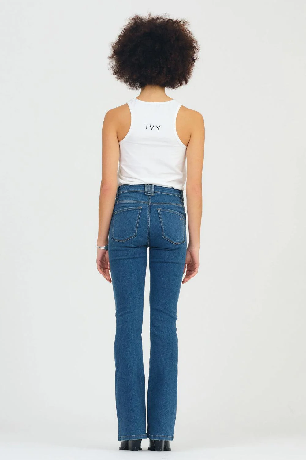 Tara Jeans Cool Barcelona 32" - Image 3