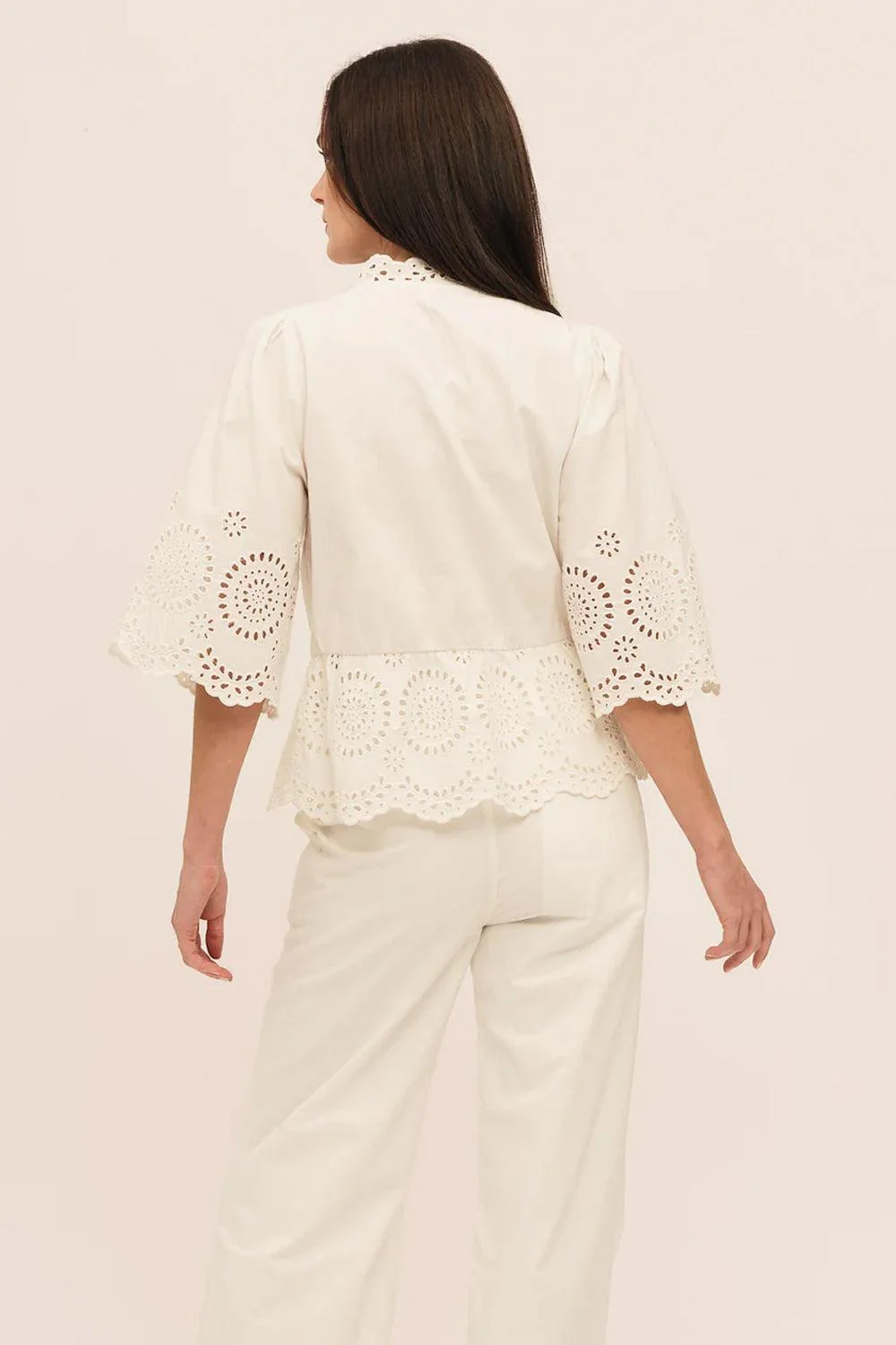 Bea V-neck Blouse Creme - Image 6