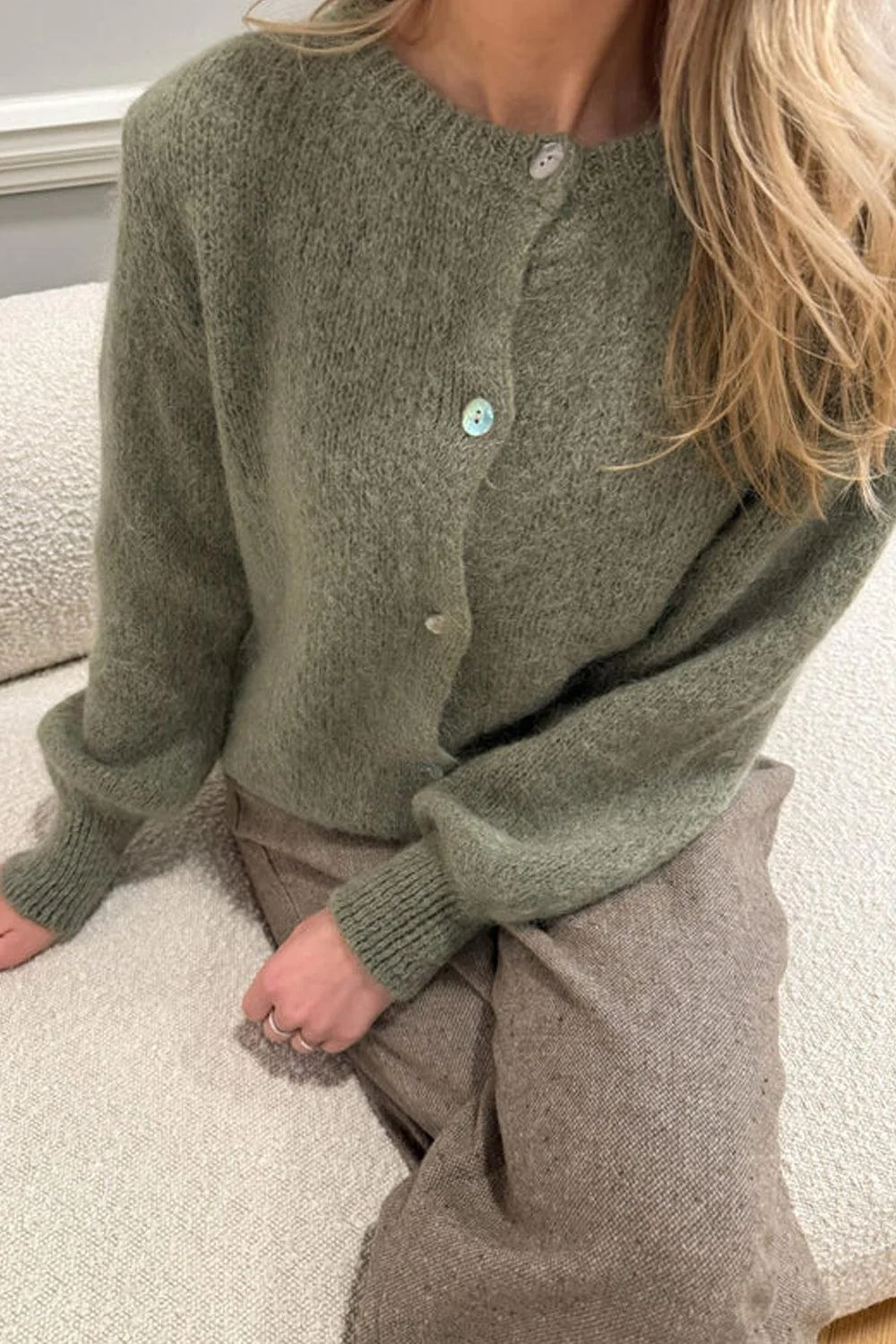 IdaIC Cardigan Olive - Image 2
