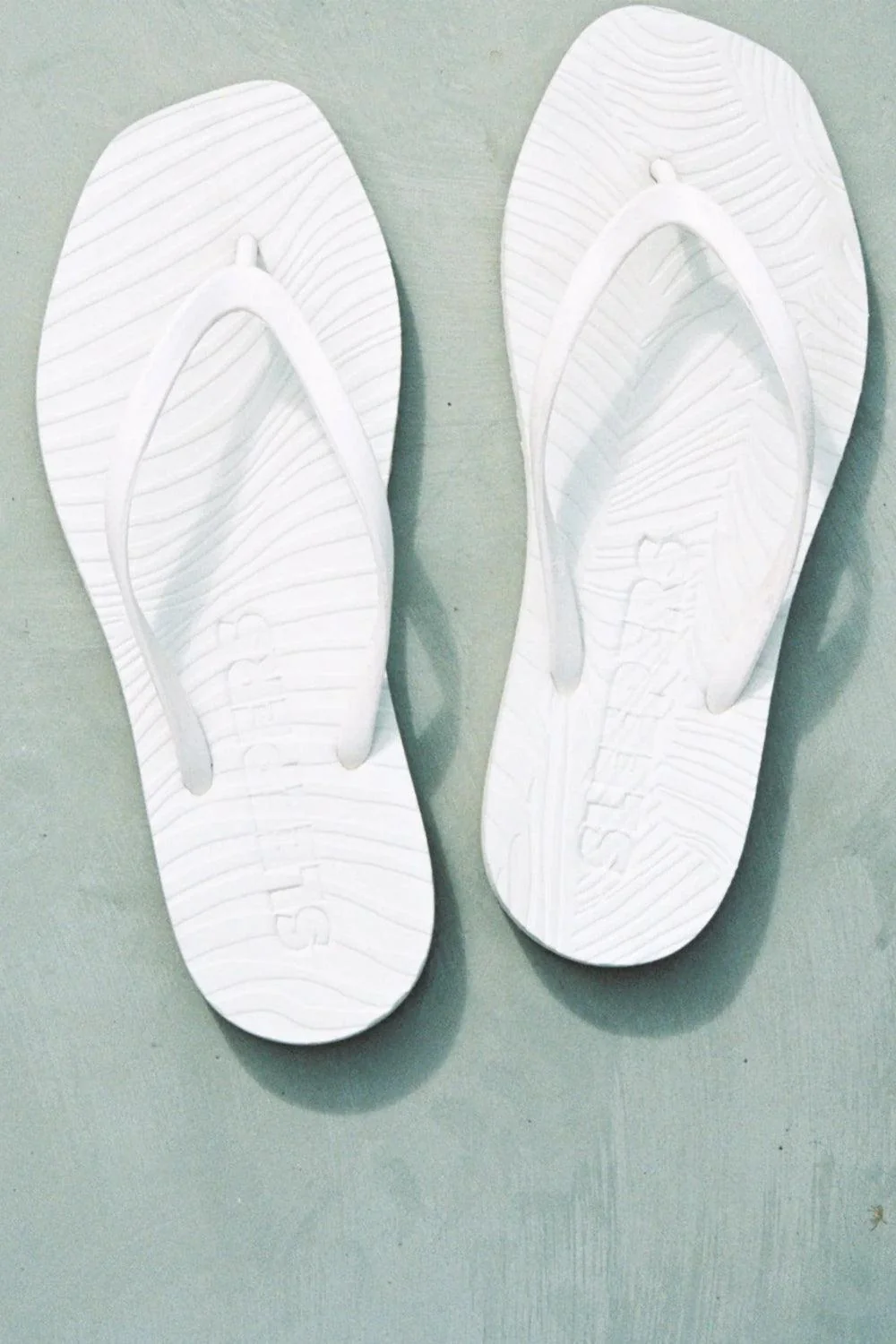 Tapered Flip Flop White - Image 2