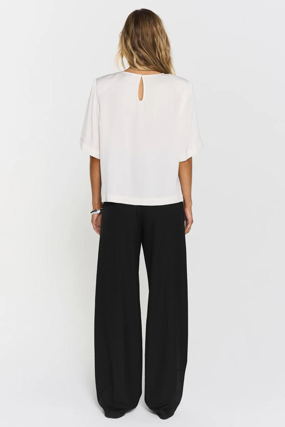 Leonie Satin Tee Ivory - Image 4