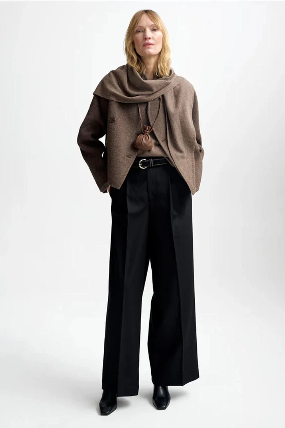 Mira Wool Cash Scarf Cappuccino