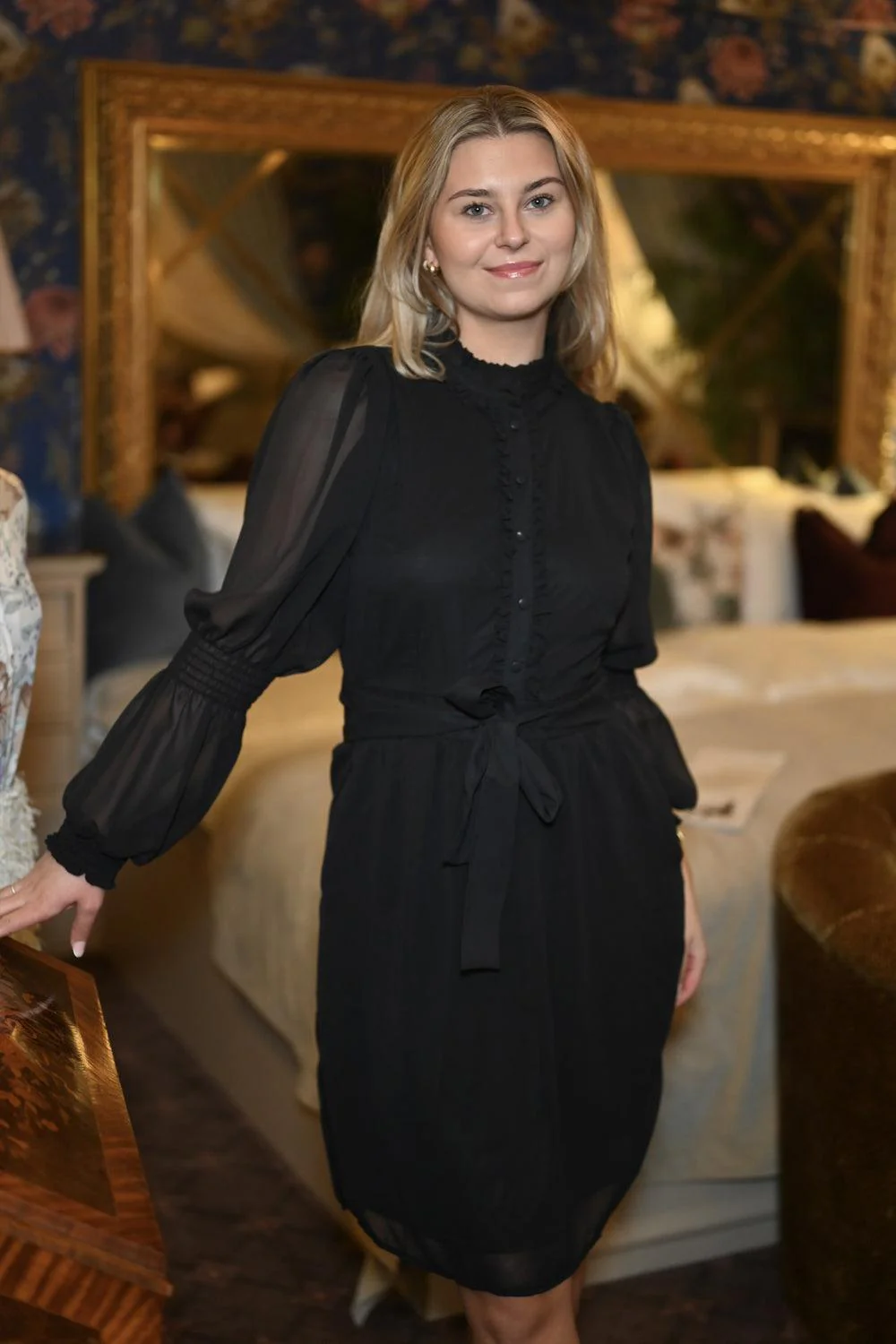 Siri short Dress Black - Image 2