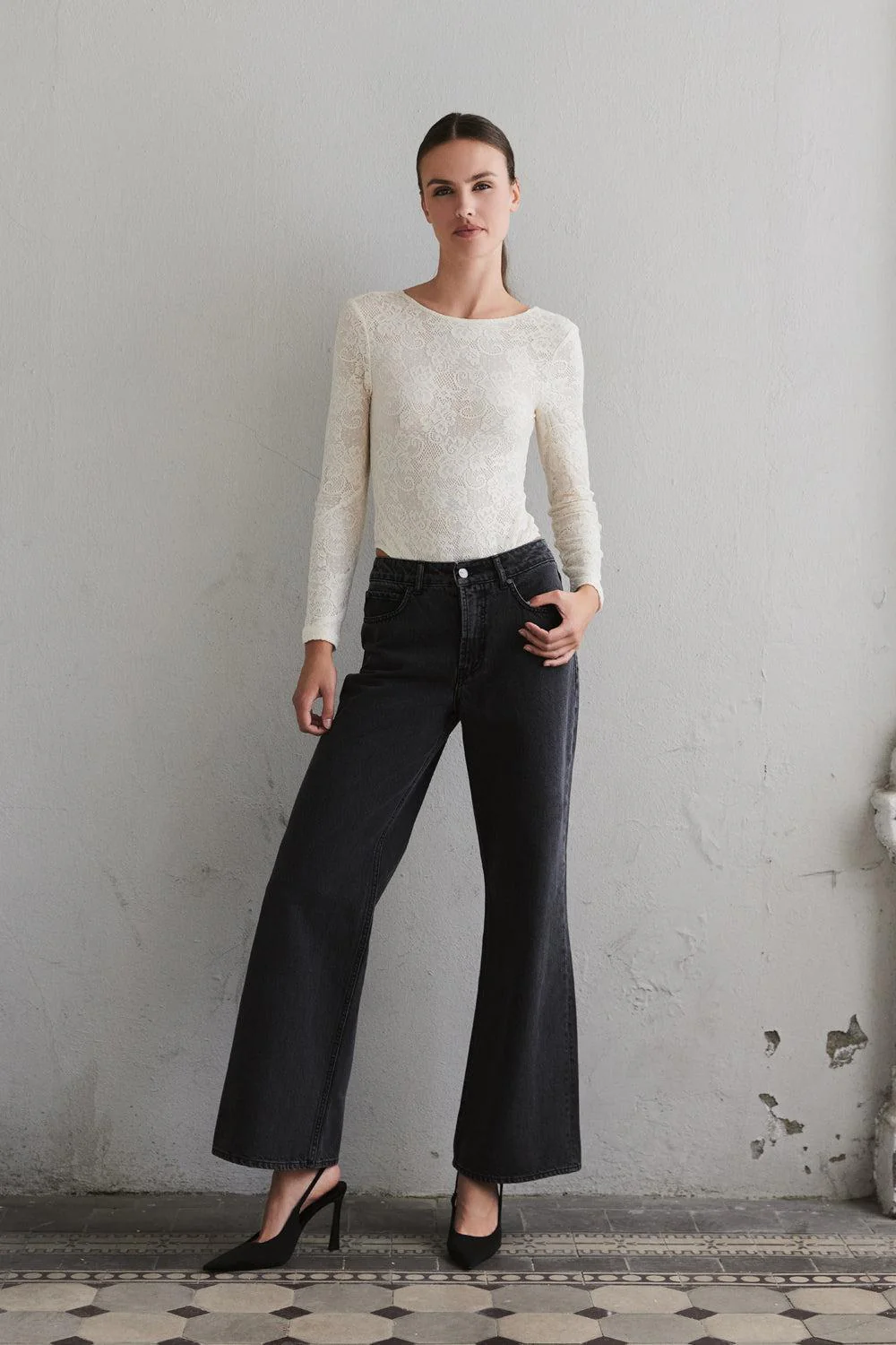 Reign Jeans Grey - Image 2