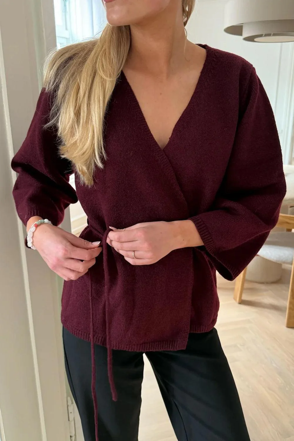 AnneIC Cardigan Bordeaux - Image 2