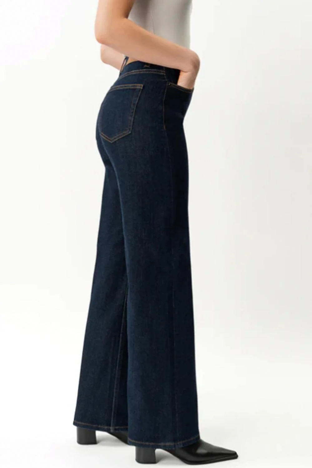 Relaxed ComfortDenim Jeans 32" Dark Blue - Image 3