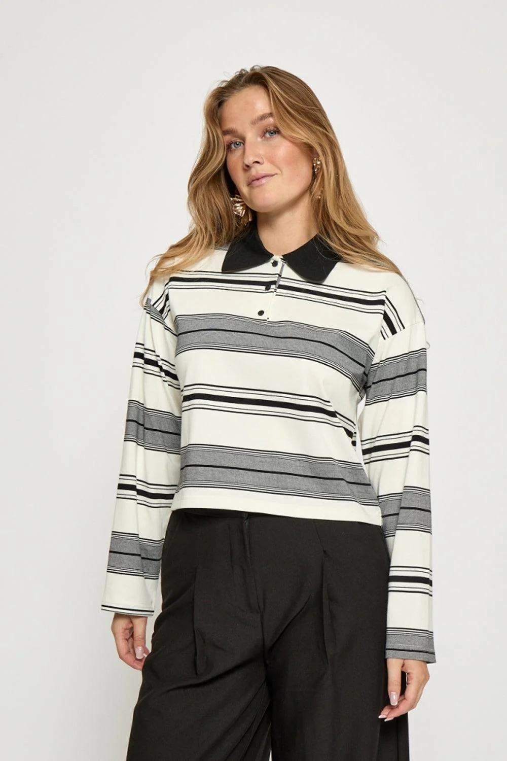 Rania Long Sleeve T-Shirt Black Stripe - Image 2