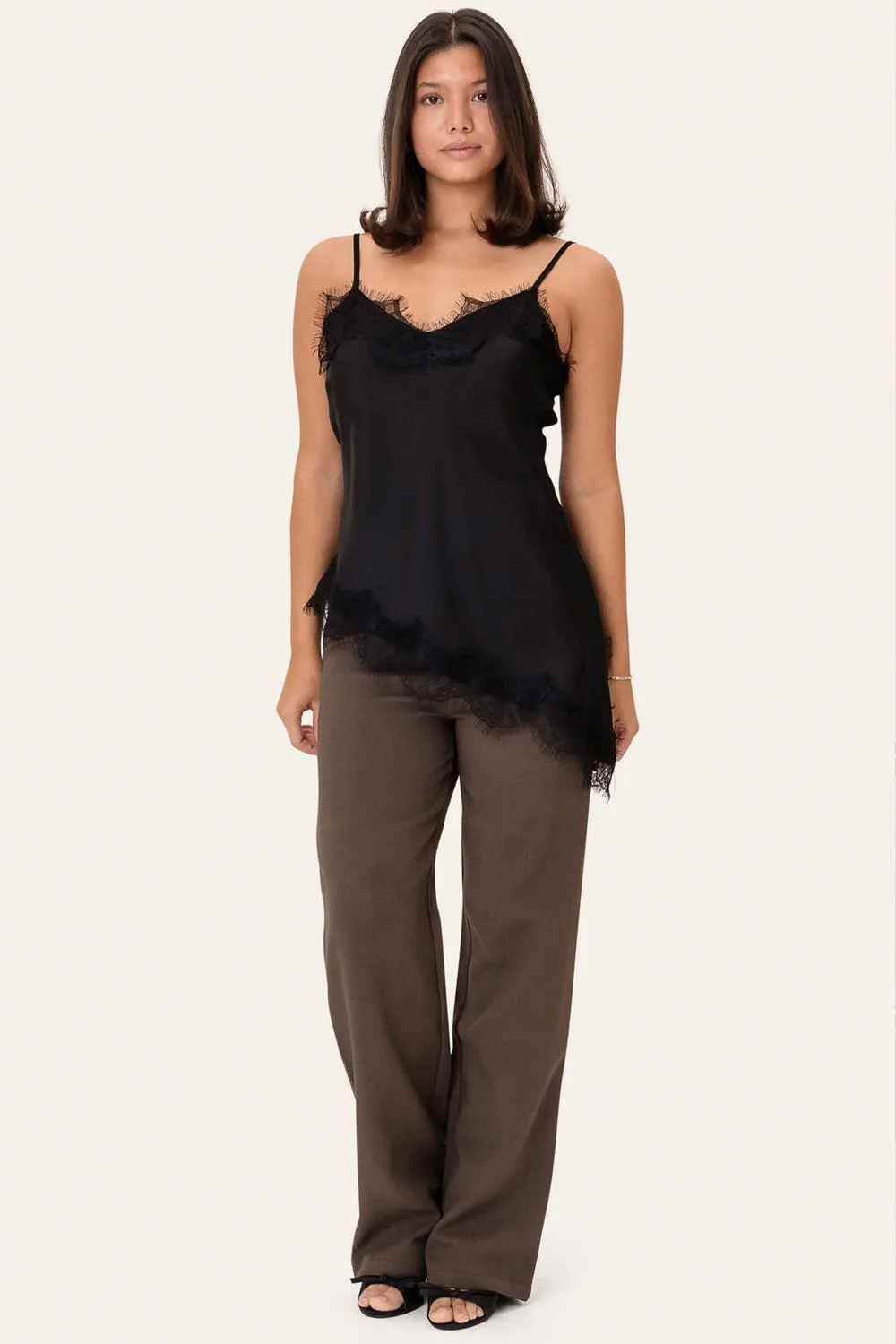 JunoIC Asymmetric top Black satin - Image 3