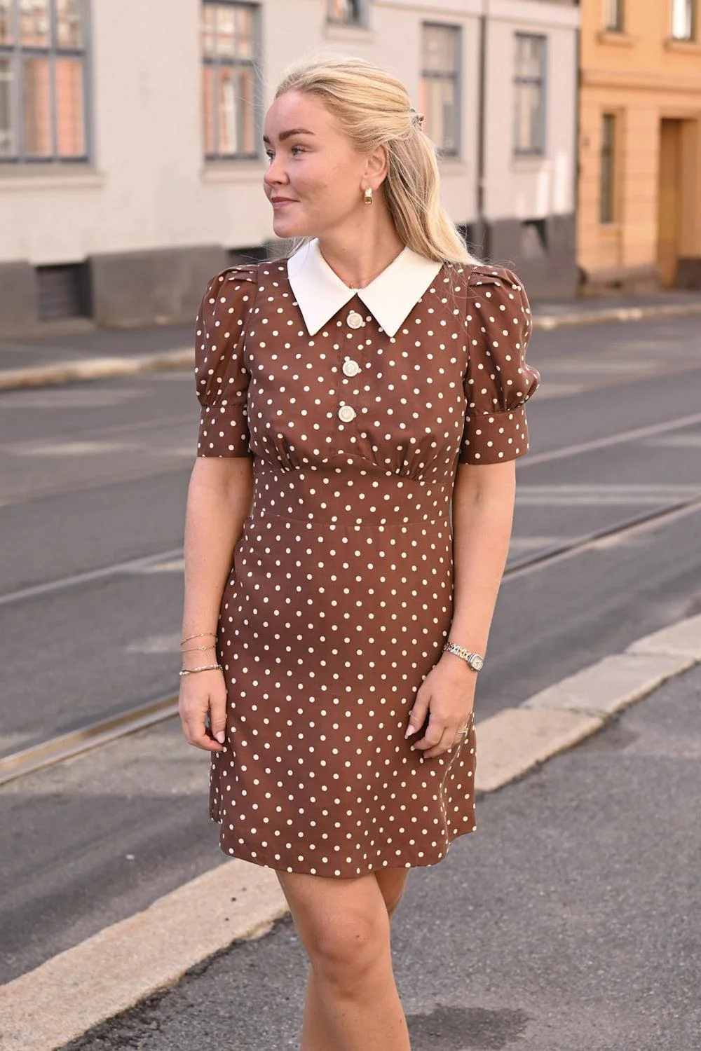 Beauty Dress Dots - Image 4