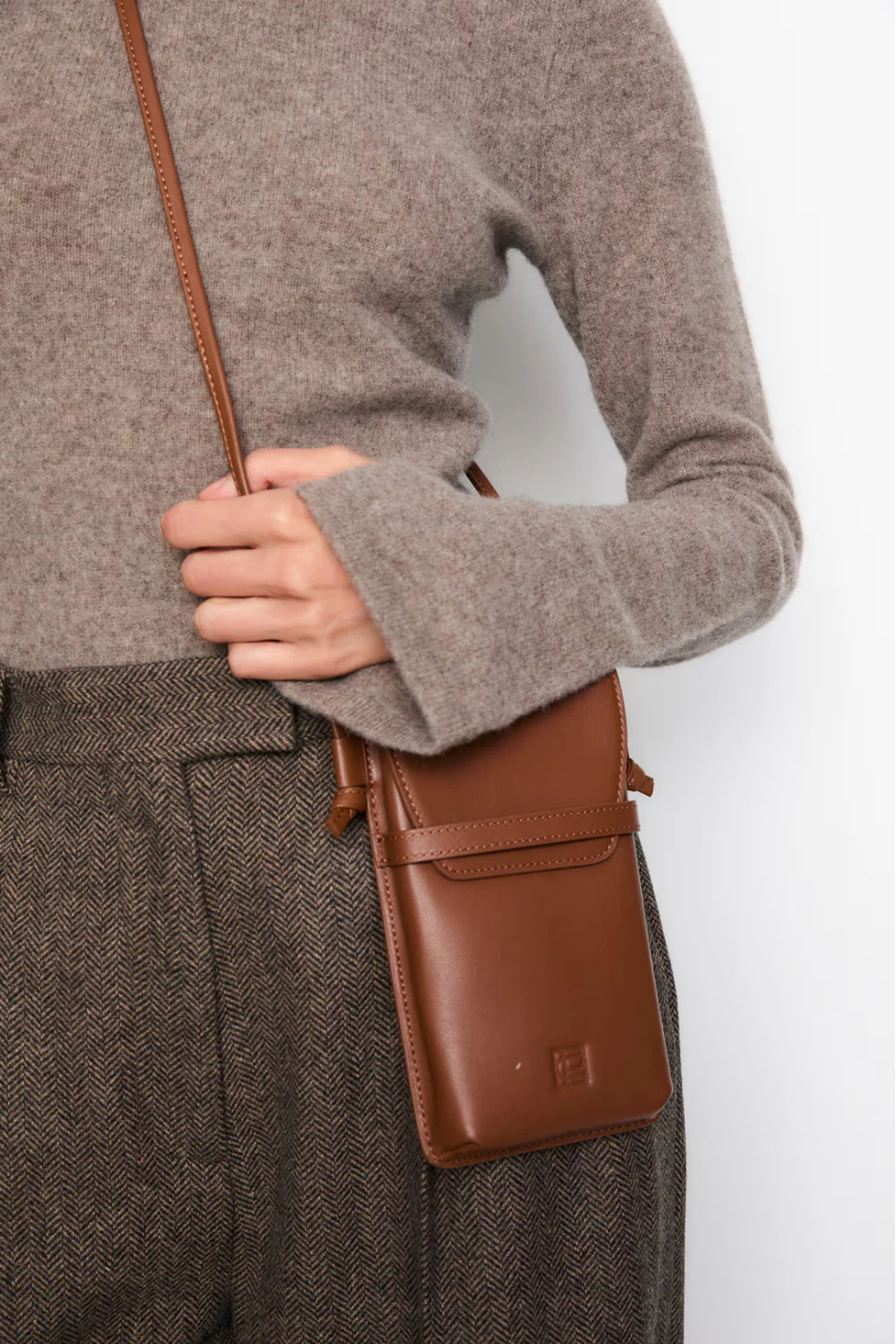 Mobile Pouch Brun - Image 2