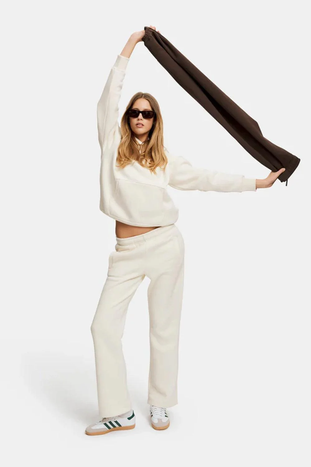 W. Pollux Hoodie Creme - Image 4