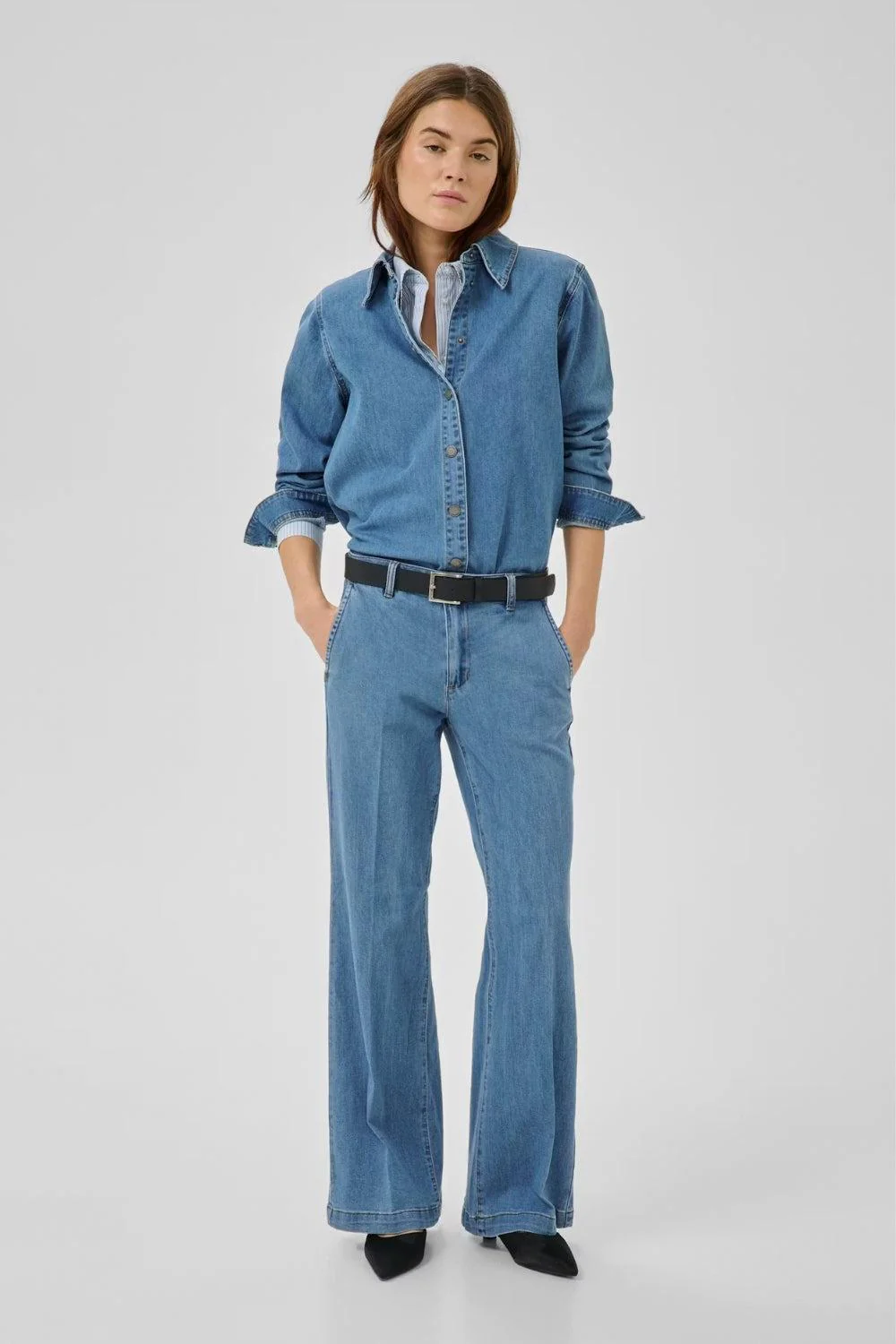 Lara pant medium blue "32" - Image 2