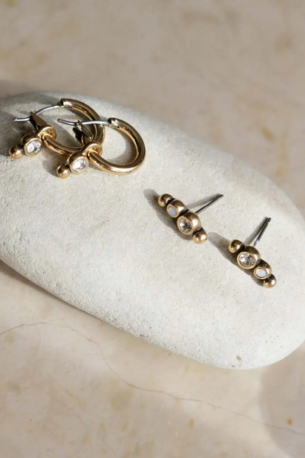 Stud w/crystal droplets gold - Image 2