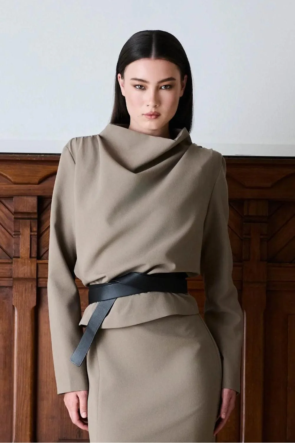 Beverly Top Taupe Grey - Image 2