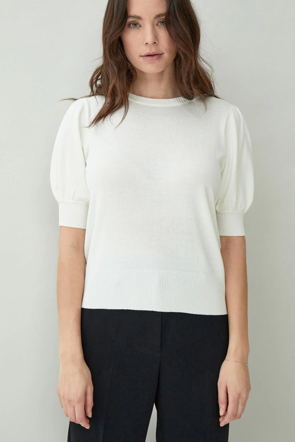 Liva Knit Tee Broken White - Image 4
