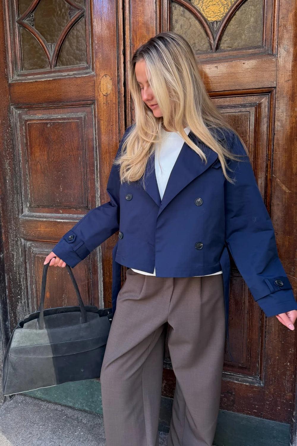 AlmaIc Trenchcoat Navy