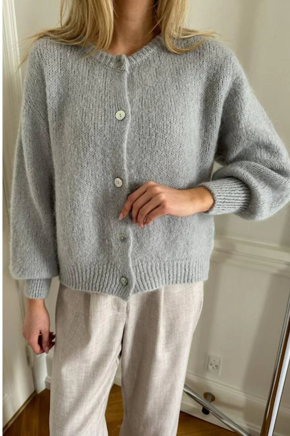 IdaIC Cardigan Grey - Image 4