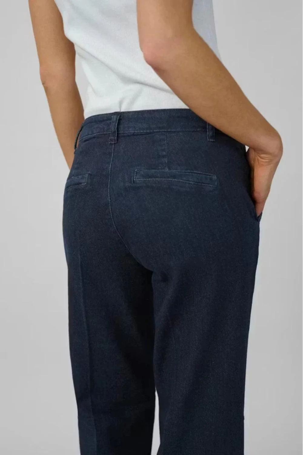 Lara pant dark blue Un-Wash - Image 4
