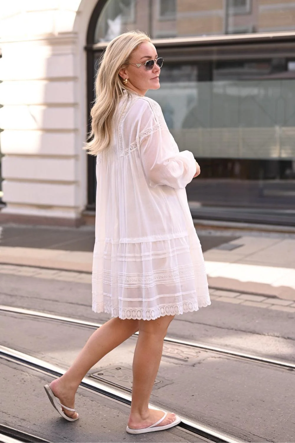 Selestina Dress White - Image 3
