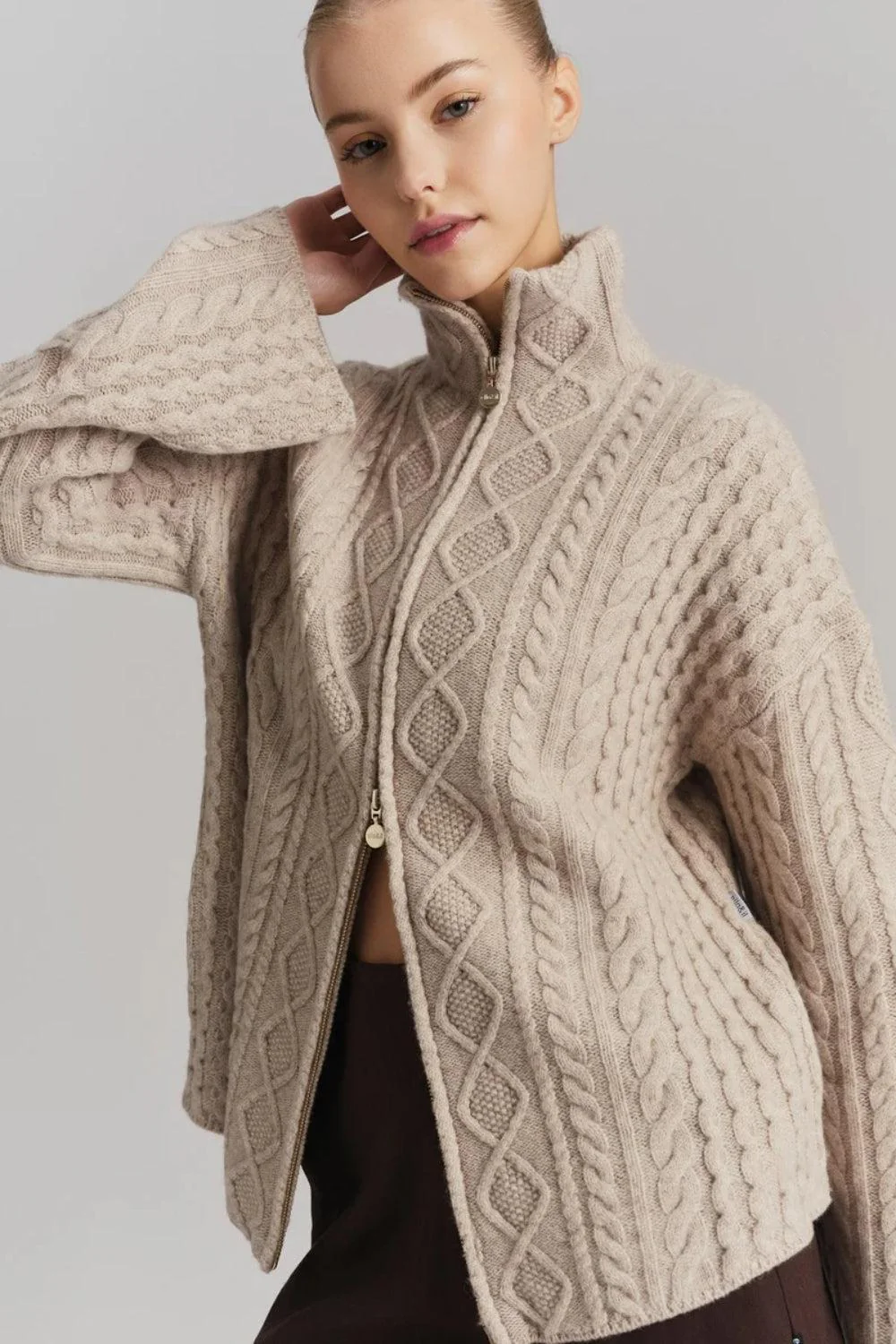 Bertine Merino Cardigan Beige - Image 2