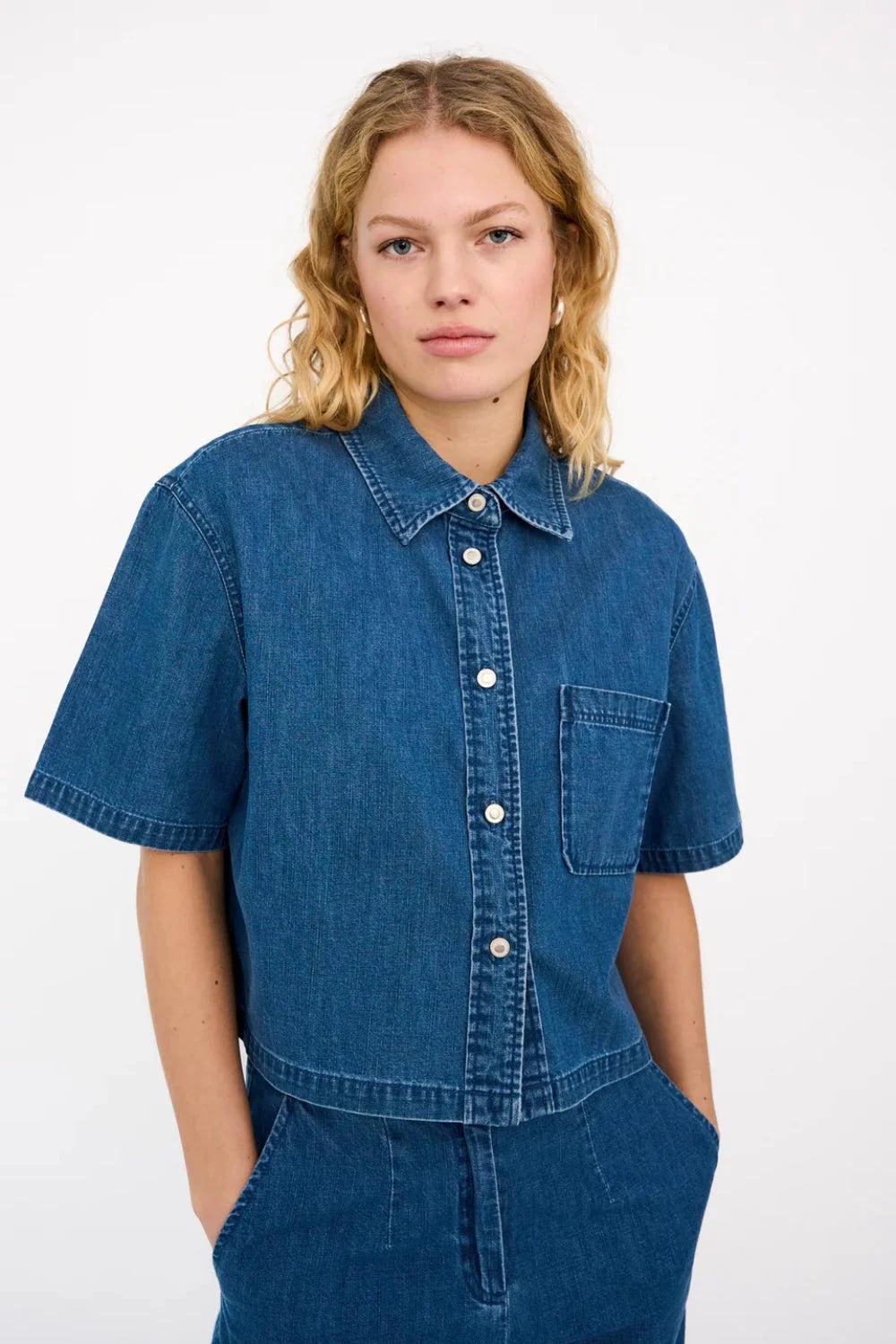 Malika Uta Oversize Shirt Mid blue - Image 3