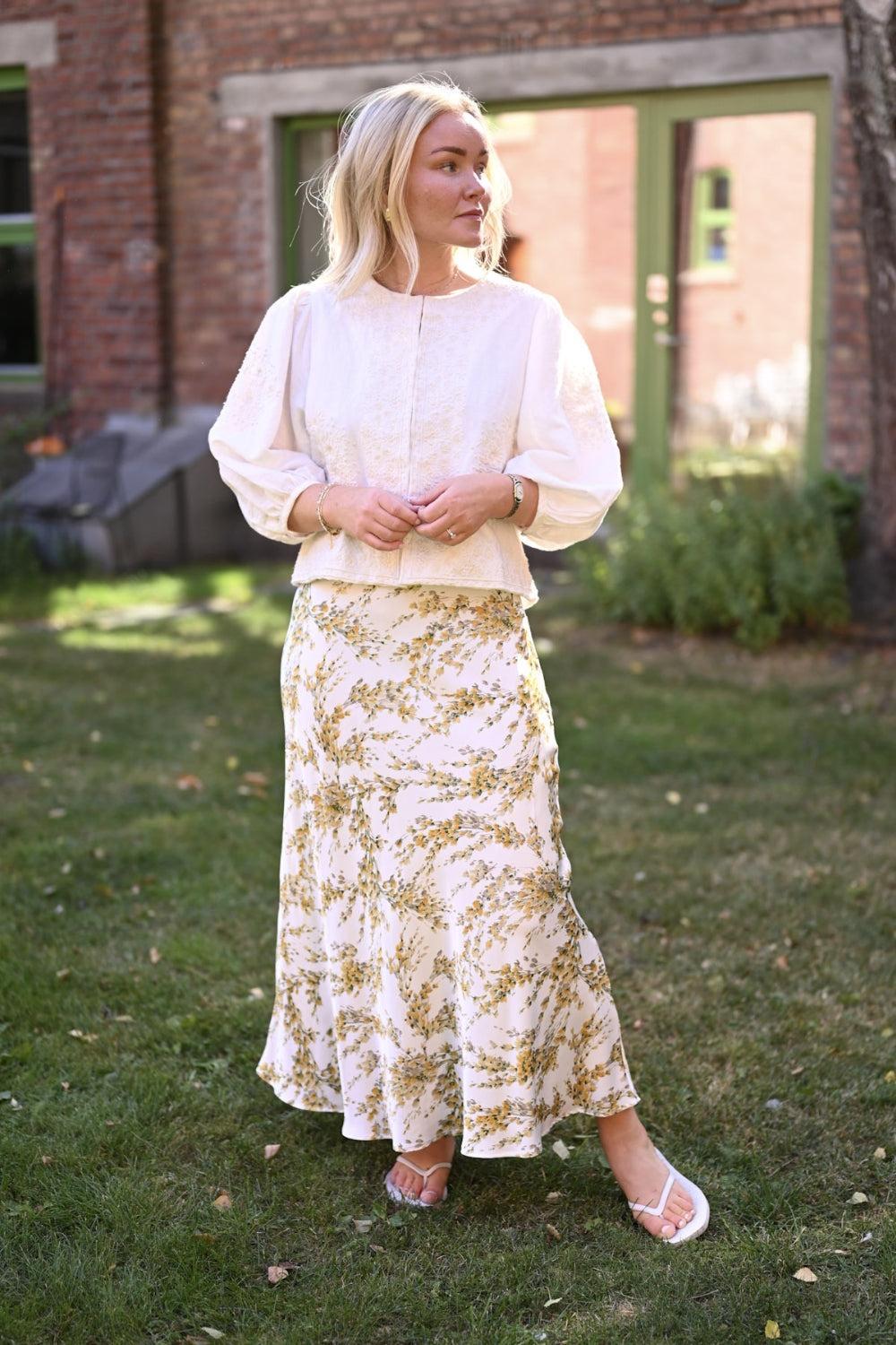 Lune Skirt Yellow Mimosa - Image 2